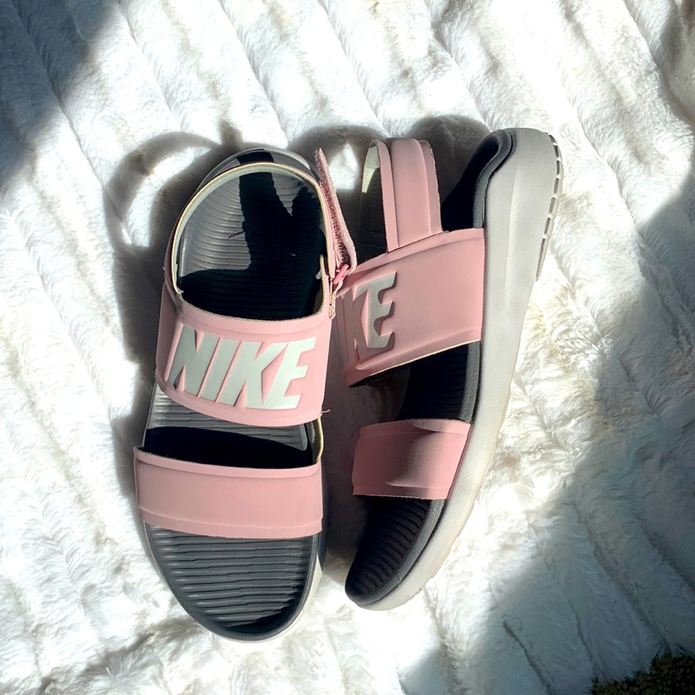Nike Women’s Tanjun Sport Sandal